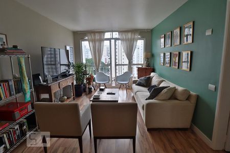 Sala de apartamento para alugar com 3 quartos, 118m² em Jardim Paulista, São Paulo