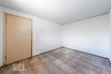 Quarto de casa para alugar com 1 quarto, 30m² em Cajuru, Curitiba