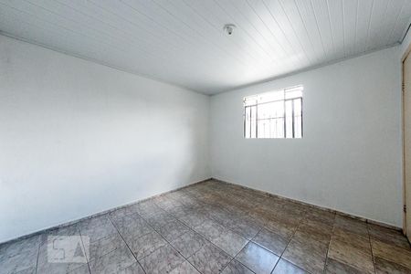 Quarto de casa para alugar com 1 quarto, 30m² em Cajuru, Curitiba
