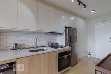 Cozinha de apartamento para alugar com 2 quartos, 62m² em Continental, Osasco