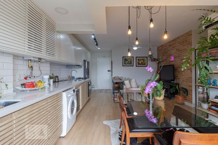 Sala de apartamento para alugar com 2 quartos, 62m² em Continental, Osasco