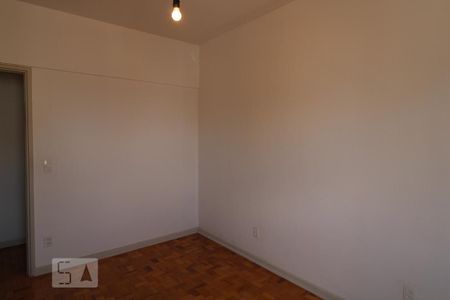 Apartamento à venda com 143m², 3 quartos e 1 vagaQuarto 2