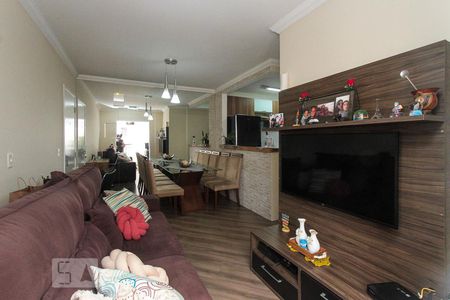 Sala de apartamento para alugar com 2 quartos, 50m² em Jardim Três Marias, São Paulo