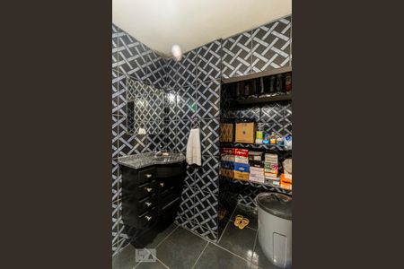 Apartamento para alugar com 87m², 2 quartos e sem vaga Apartamento para alugar com 87m², 2 quartos e sem vagaBanheiro
