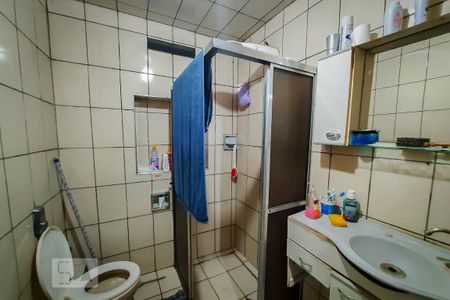 Banheiro de casa à venda com 3 quartos, 215m² em Vila Tolstoi , São Paulo