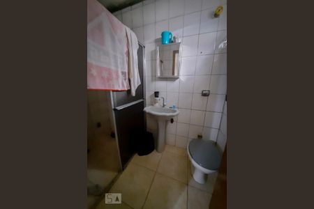 Casa à venda com 215m², 3 quartos e sem vagaBanheiro Suite