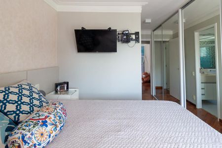 Suíte de apartamento à venda com 3 quartos, 196m² em Cidade São Francisco, São Paulo