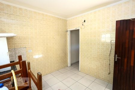 Casa à venda com 300m², 3 quartos e 2 vagas Casa à venda com 300m², 3 quartos e 2 vagascozinha