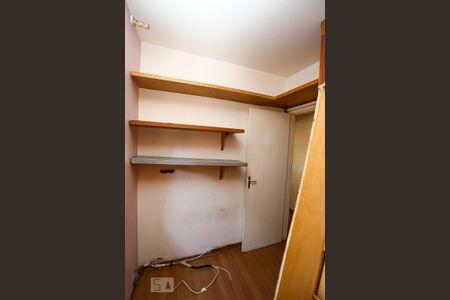 Casa à venda com 300m², 3 quartos e 2 vagas Casa à venda com 300m², 3 quartos e 2 vagasquarto 1