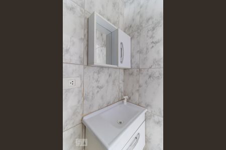 Banheiro de kitnet/studio para alugar com 1 quarto, 28m² em Ipiranga, São Paulo