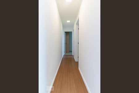 Corredor de apartamento para alugar com 2 quartos, 51m² em Socorro, São Paulo