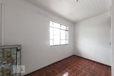Quarto 2 de apartamento para alugar com 2 quartos, 36m² em Cajuru, Curitiba