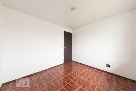 Quarto 1 de apartamento para alugar com 2 quartos, 36m² em Cajuru, Curitiba