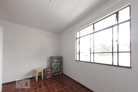 Quarto 2 de apartamento para alugar com 2 quartos, 36m² em Cajuru, Curitiba