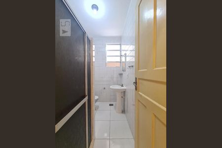 Banheiro Social de apartamento para alugar com 1 quarto, 45m² em Higienópolis, Rio de Janeiro