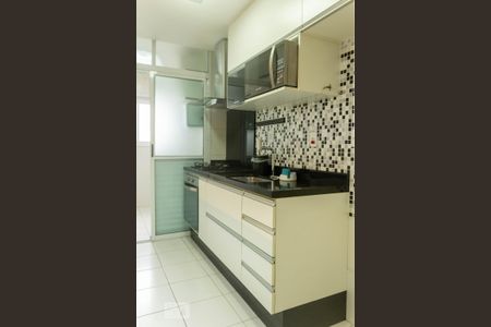 Apartamento à venda com 75m², 3 quartos e 2 vagasCozinha