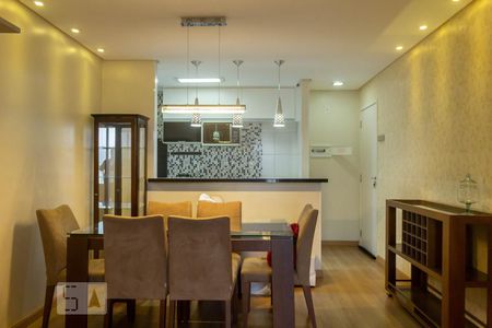 Apartamento à venda com 75m², 3 quartos e 2 vagasSala