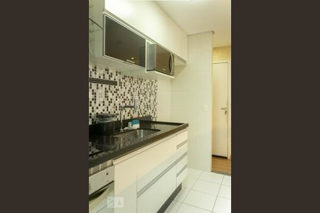Apartamento à venda com 75m², 3 quartos e 2 vagasCozinha