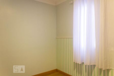 Apartamento à venda com 75m², 3 quartos e 2 vagasQuarto 2