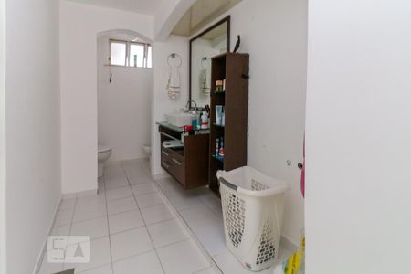 Apartamento à venda com 220m², 3 quartos e 2 vagas Apartamento à venda com 220m², 3 quartos e 2 vagasSuíte
