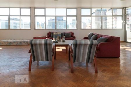 Apartamento à venda com 220m², 3 quartos e 2 vagas