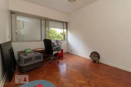 Apartamento à venda com 220m², 3 quartos e 2 vagas Apartamento à venda com 220m², 3 quartos e 2 vagasQuarto 1