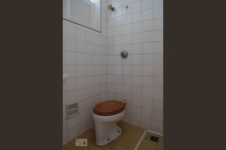 Casa à venda com 409m², 4 quartos e sem vagaBanheiro de serviço