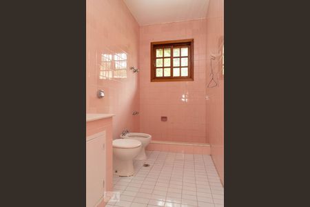 Casa à venda com 409m², 4 quartos e sem vagaBanheiro social