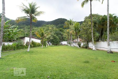 Casa à venda com 409m², 4 quartos e sem vagaQuintal