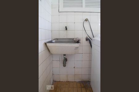 Casa à venda com 409m², 4 quartos e sem vagaLavanderia