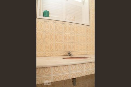 Casa à venda com 409m², 4 quartos e sem vagaLavabo