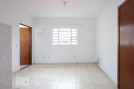 Sala e Cozinha de apartamento para alugar com 1 quarto, 33m² em Vila Mangalot, São Paulo