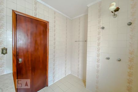 Casa à venda com 165m², 3 quartos e 2 vagasBanheiro da Suite