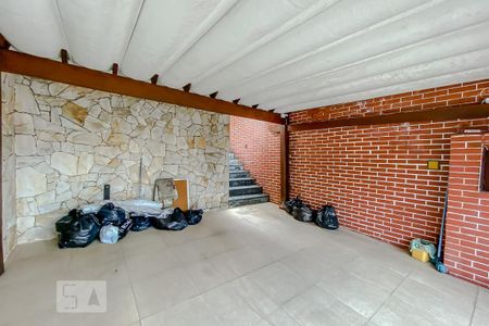 Casa à venda com 165m², 3 quartos e 2 vagasGaragem