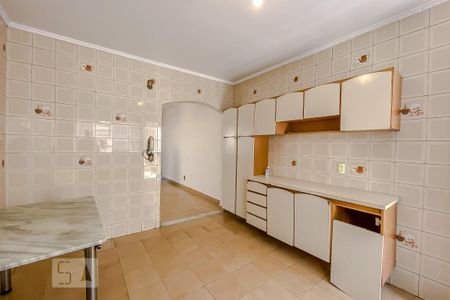 Casa à venda com 165m², 3 quartos e 2 vagasCozinha