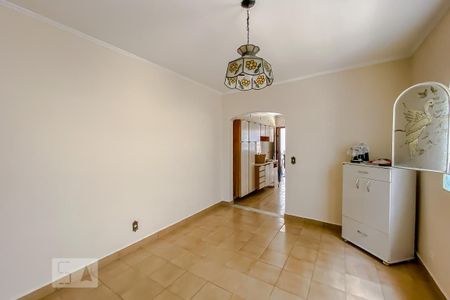 Casa à venda com 165m², 3 quartos e 2 vagasCozinha