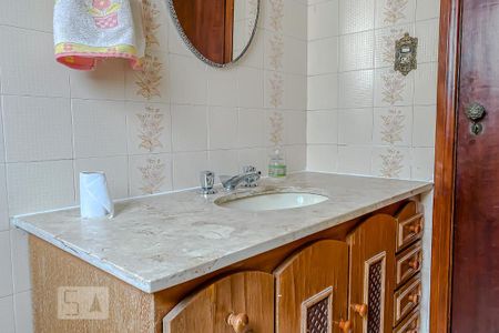 Casa à venda com 165m², 3 quartos e 2 vagasDetalhe Banheiro da Suite