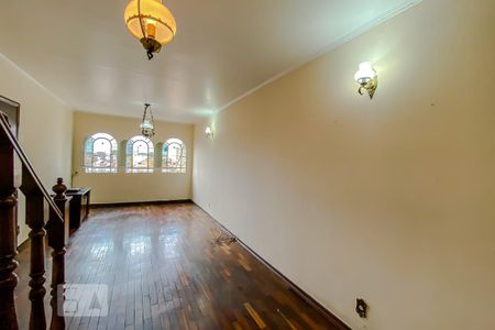 Sala de casa à venda com 3 quartos, 165m² em Parque Sevilha, São Paulo