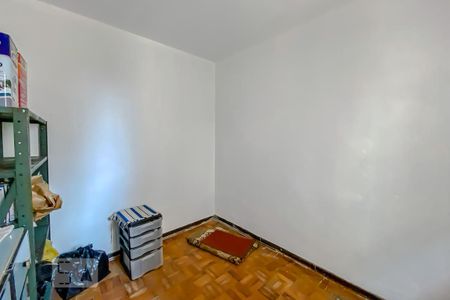 Casa à venda com 165m², 3 quartos e 2 vagasQuarto de Serviço