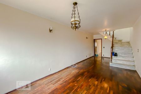 Sala de casa à venda com 3 quartos, 165m² em Parque Sevilha, São Paulo