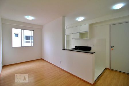 Sala de apartamento para alugar com 2 quartos, 47m² em Vila Valparaiso, Santo André