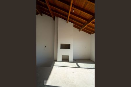 Casa de condomínio à venda com 202m², 3 quartos e 1 vagaChurrasqueira