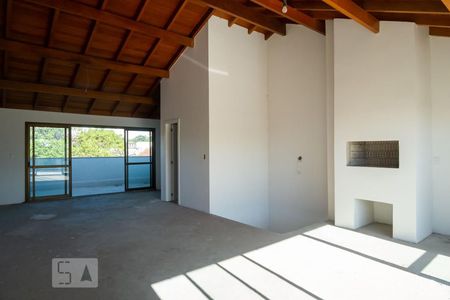 Casa de condomínio à venda com 202m², 3 quartos e 1 vagaCobertura