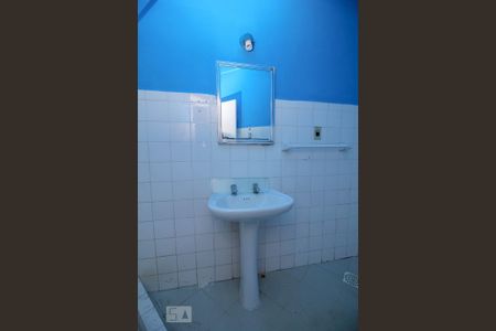 Apartamento à venda com 40m², 1 quarto e sem vaga Apartamento à venda com 40m², 1 quarto e sem vagaBanheiro Social
