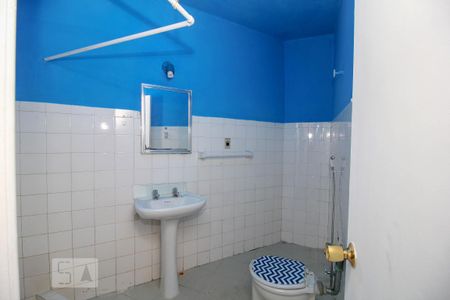 Apartamento à venda com 40m², 1 quarto e sem vaga Apartamento à venda com 40m², 1 quarto e sem vagaBanheiro Social