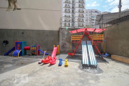 Apartamento à venda com 40m², 1 quarto e sem vaga Apartamento à venda com 40m², 1 quarto e sem vagaPlayground