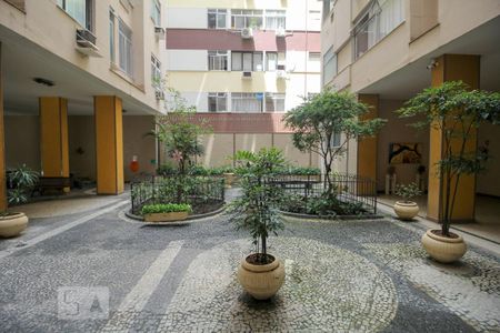 Apartamento à venda com 40m², 1 quarto e sem vaga Apartamento à venda com 40m², 1 quarto e sem vagaÁrea Externa