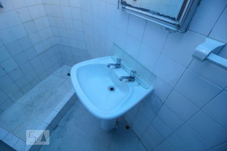 Apartamento à venda com 40m², 1 quarto e sem vaga Apartamento à venda com 40m², 1 quarto e sem vagaBanheiro Social