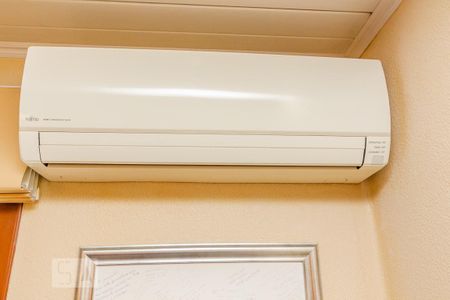 Casa à venda com 178m², 4 quartos e 1 vagaAr condicionado