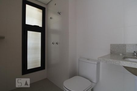 Banheiro de kitnet/studio à venda com 1 quarto, 41m² em Santo Amaro, São Paulo